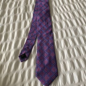 NEVER USED Jos A Banks Reserve men’s tie 100% silk